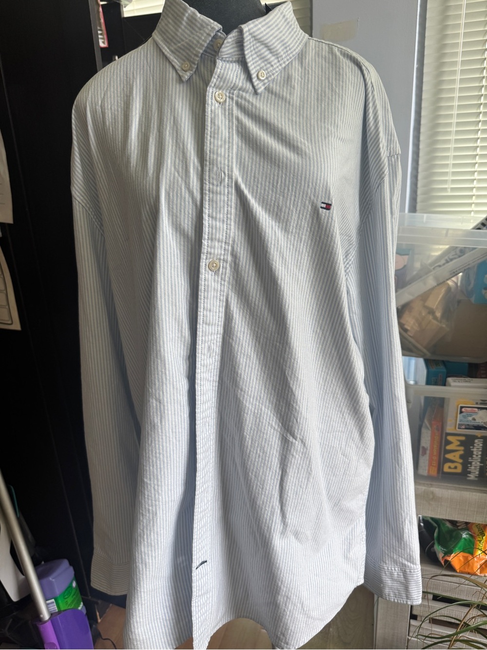 Tommy Hilfiger Men's Blue & White Thin-Striped Button Down Shirt